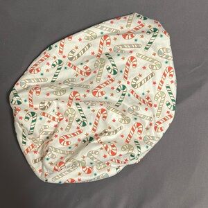 Christmas Scrub cap. Hello headbands. Like new. White with candy canes